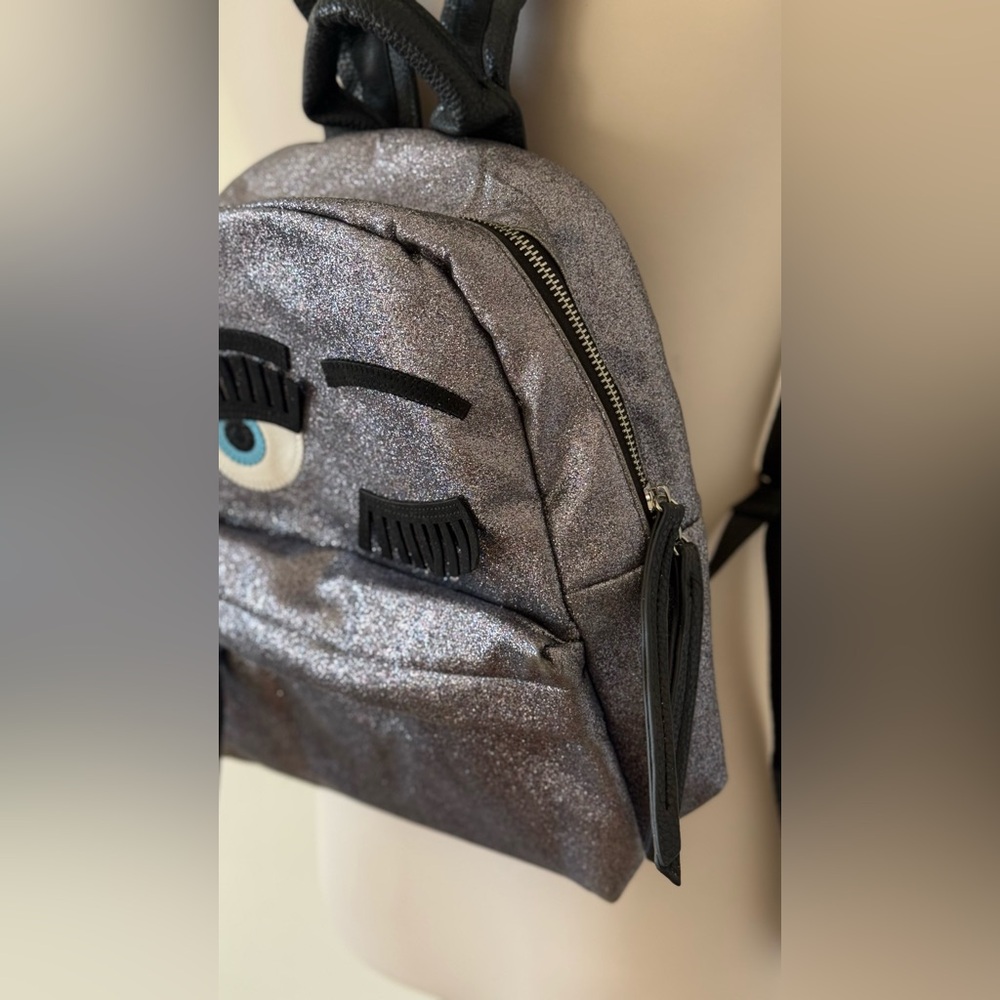 Winking Glittery Backpack with Eye Design Small Size - Picture 4 of 4